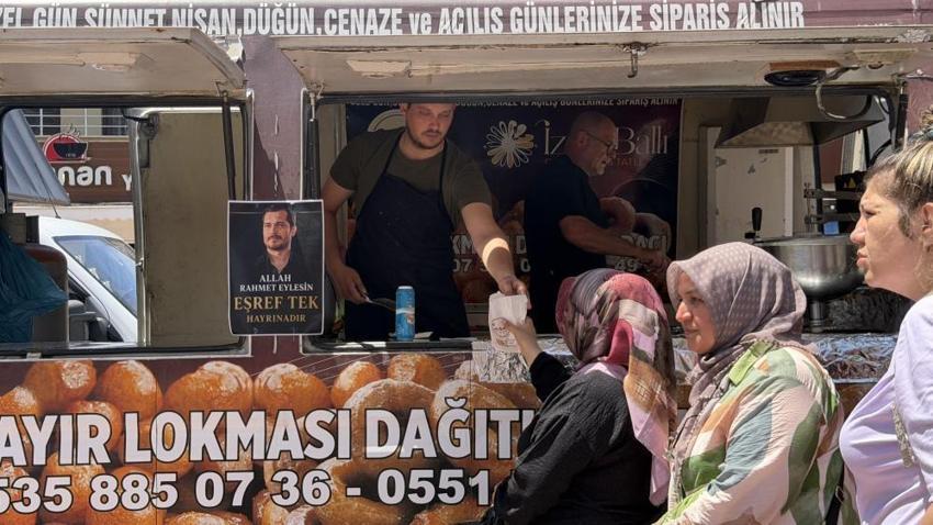 Eşref Rüya'nın Eşref Tek'i öldü, Bursalı hayranları lokma döktürdü!