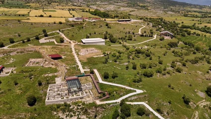 Karadeniz’in Zeugması sayılıyor! Gizemli saray kapılarını dünyaya açıyor: 2026 kazıları başladı: Sarayın mozaikleri ziyarete açılıyor!