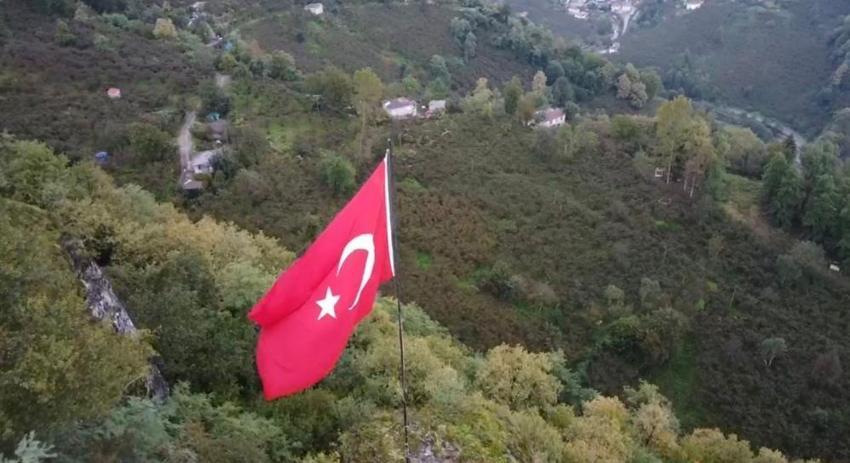 Giresun'da köye yıldırım düştü: Ezan sistemi çöktü