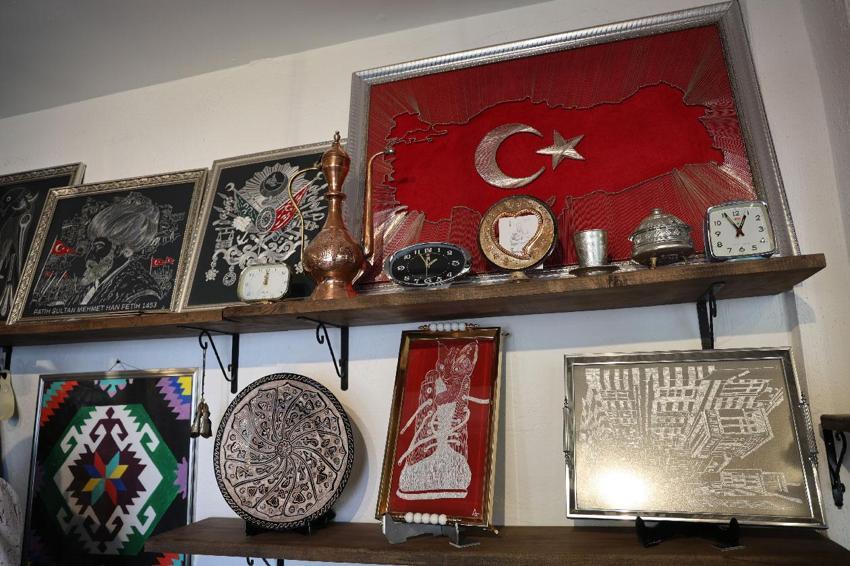 Yaptığı meslekten vazgeçti pandemiyi fırsata dönüştürdü, bitmekte olan mesleğin yeni ustası oldu