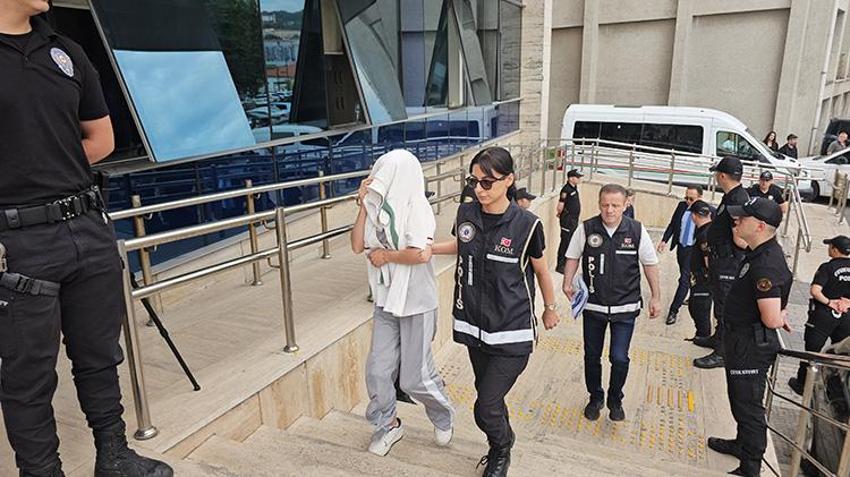 Zonguldak'ta rüşvetle kürtaj yaptığı öne sürülen doktora operasyon: 10 bin ile 100 bin lira arasında para istemiş!