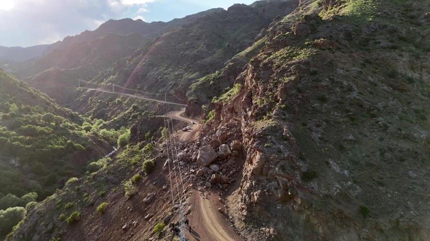 Erzurum'da yollar kapattı: Ulaşımı felce uğratan rutin!