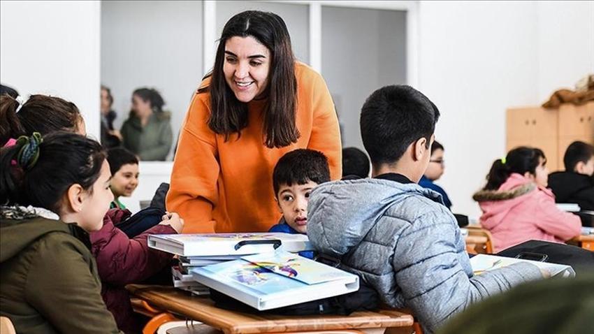 OKULLAR NE ZAMAN TATİL OLACAK? 2026 | Karneler hangi gün dağıtılacak? Karneler saat kaçta dağıtılacak? Karne günü serbest kıyafet mi giyilecek?
