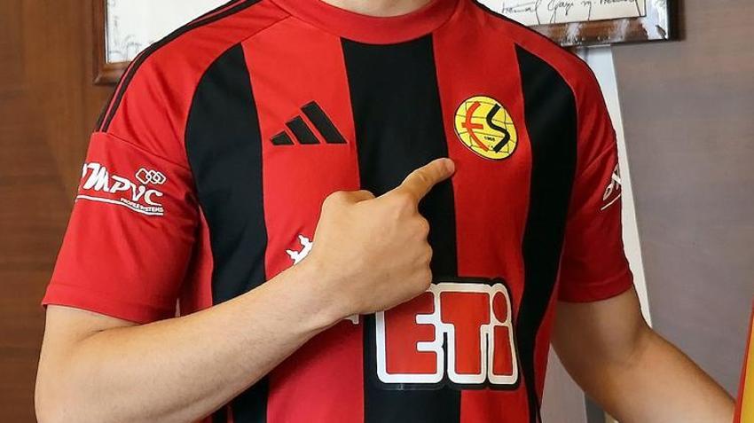 Eskişehirspor'da Ahmet Dereli sonrası bir transfer daha! Rakip takımın orta sahası 'evet' dedi
