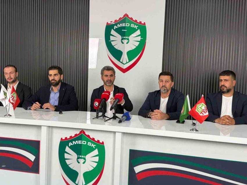 Amedspor'a dünya yıldızı geliyor! Besnik Hasi, bonservisi elinde olan eski öğrencisini transfer etmek istiyor