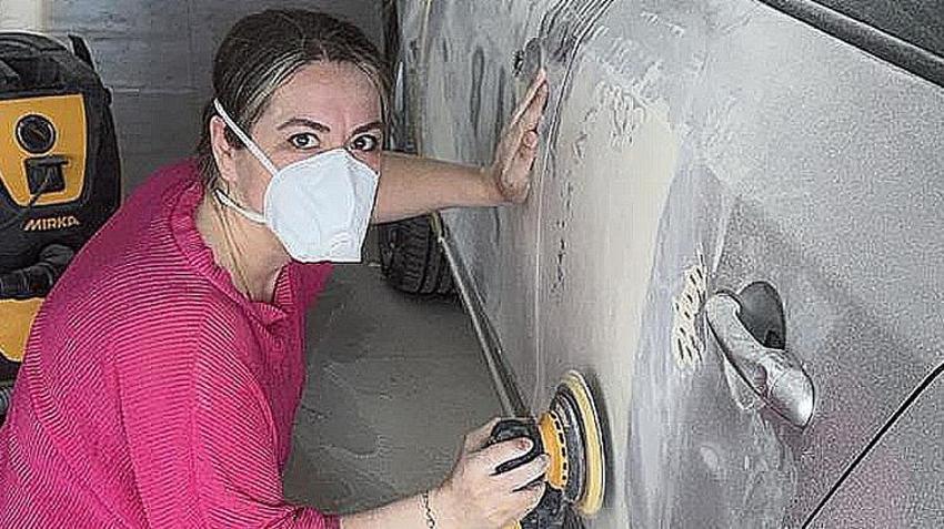 'Erkek mesleği' diyenlere inat sektöre damga vurdu! Müşteriler önce şaşırıyor, sonra sıraya giriyor
