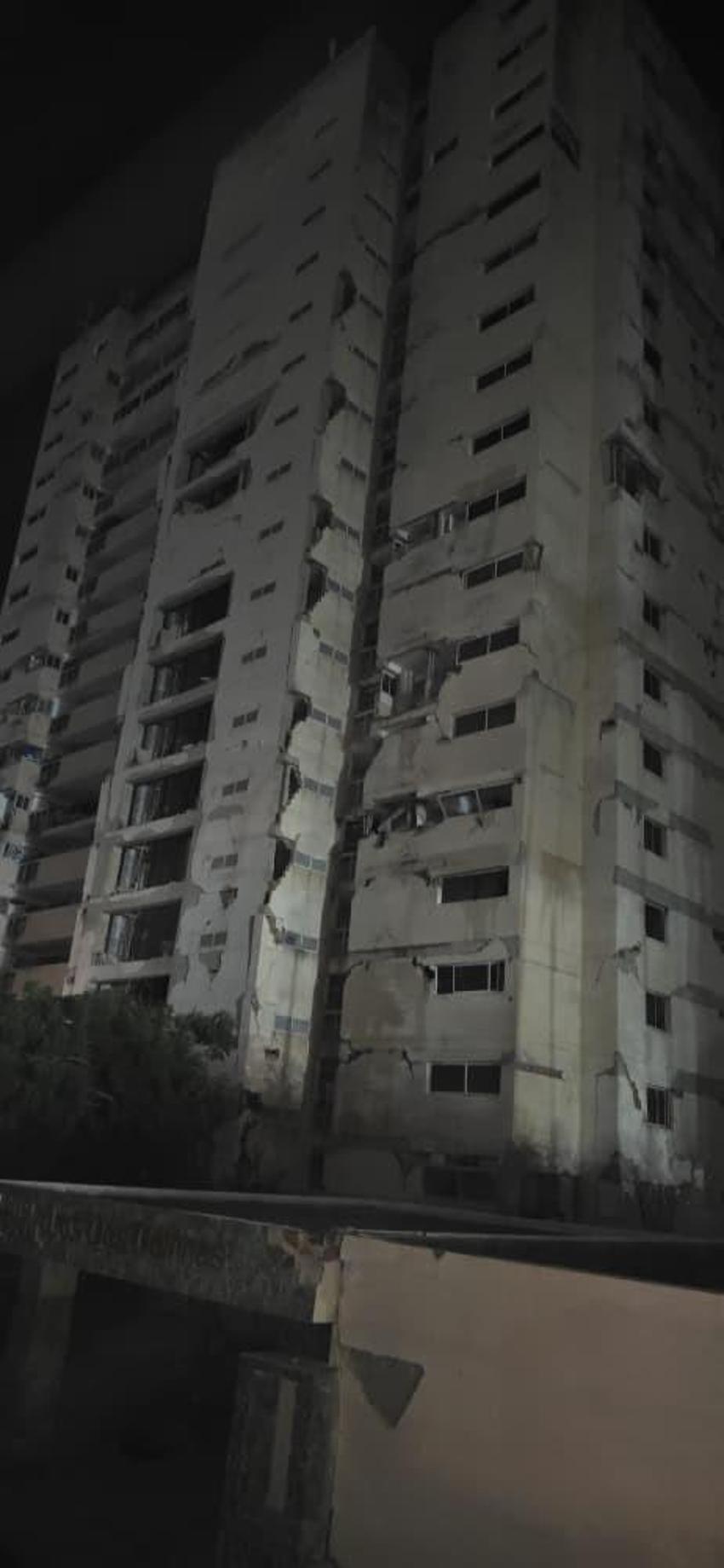 VENEZUELA NEREDE? Son Dakika: Venezuela'da 39 Saniye Arayla 7.5 ve 7.2 Şiddetinde Deprem! Venezuela'daki Depremlerde Kaç Kişi Öldü?