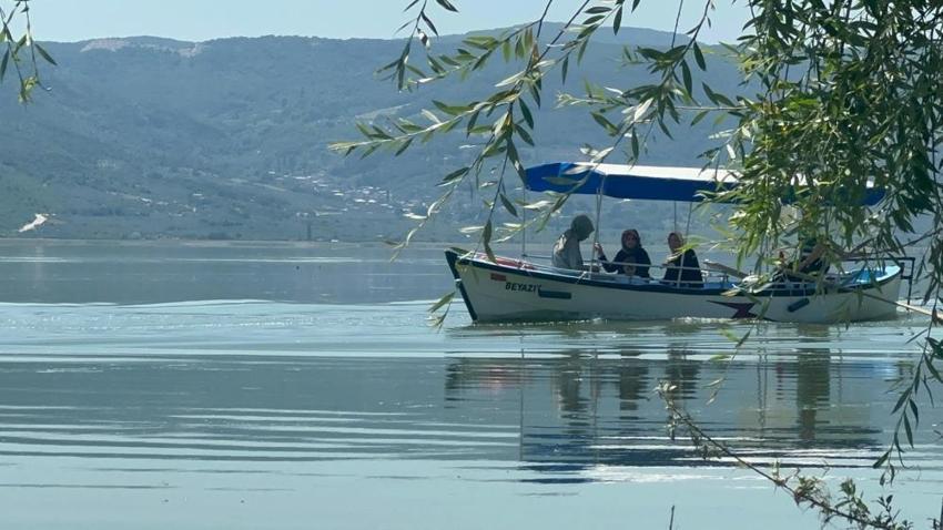Bursa'da turizm sezonu patladı: Kayıklar sahile indirildi, motorlar yeniden çalıştı