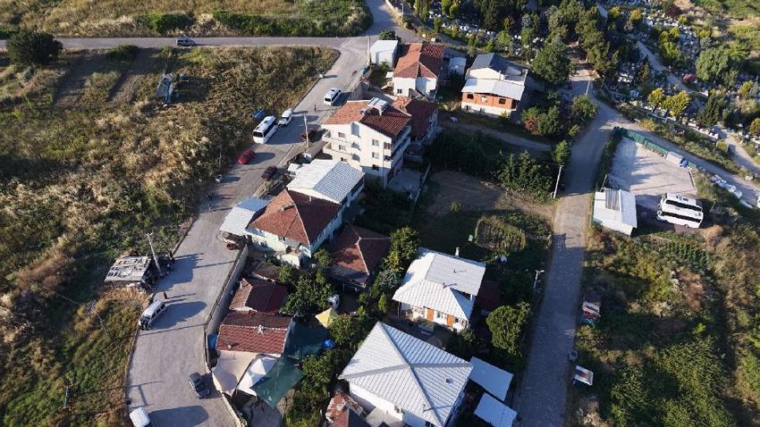 Tapulu evlerinde ortak görünce şok oldular! Belediye ecrimisil ücreti ödemek zorunda kalacaklarını bildirdi