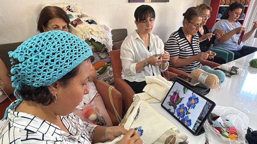 60 kadın birlikte başardı! Sosyal medyadan tüm Türkiye’ye satıyorlar! 300 TL'den başlayıp kapış kapış gidiyor