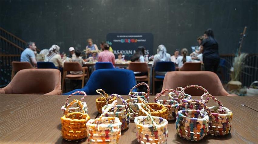 Taşıma işini poşete kaptıran zembil, şimdi Samsunlu kadınların elinde aksesuara dönüşüyor
