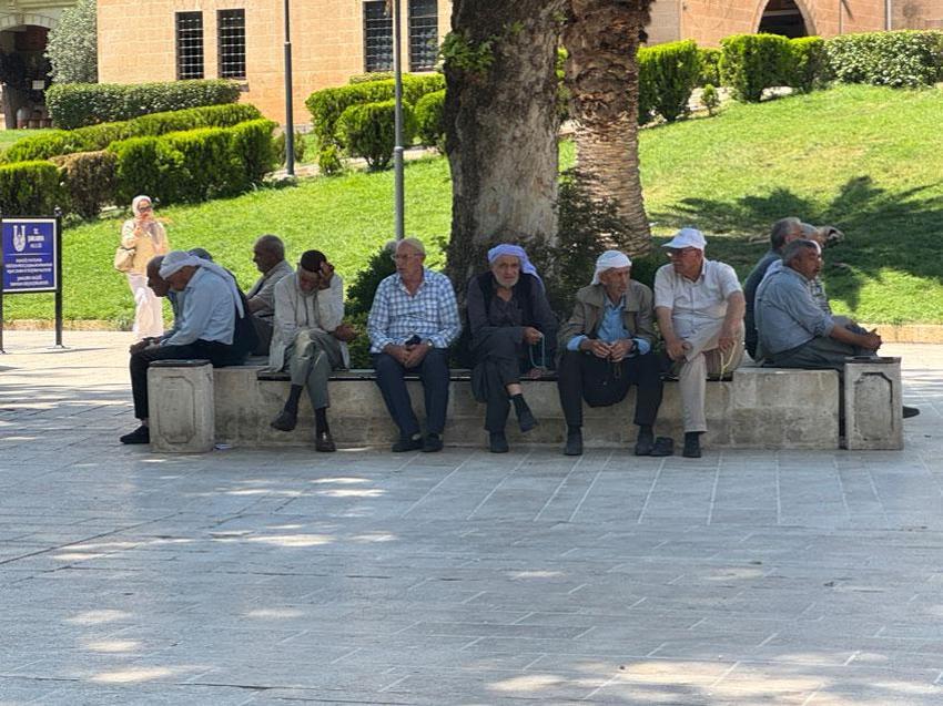 Sıcaklıklar 5 derece yükselecek havalar bunaltacak! Meteoroloji uyardı Prof. Dr. Şen tarih verdi: İşiniz yoksa dışarı çıkmayın