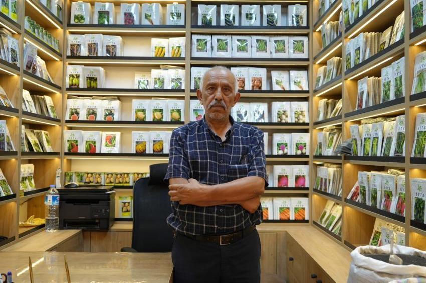Gaziantep'te tam 57 yıldır aynı yöntemle Üretip Türkiye'ye dağıtıyor: Dedesinin mirası için 3 ilde 3 bin dönümü ayağa kaldırdı!