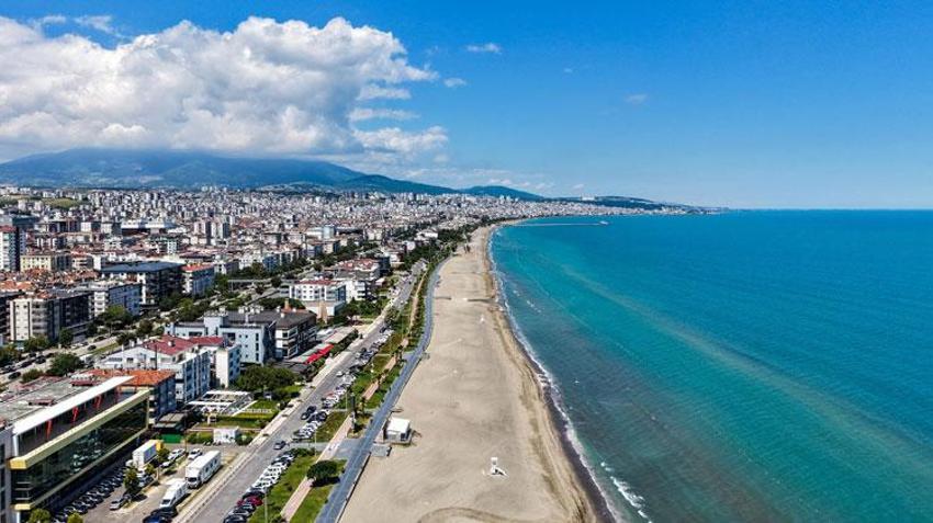 Türkiye'nin en uzun kumsallarına sahip deniz turizminin gözde şehri Samsun'da Mavi bayraklı plaj sayısı 16'dan 19'a yükseldi