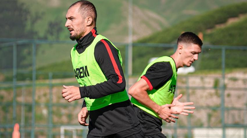 Amedspor bomba transferi bitirdi! Galatasaray'ın yıldızı imzayı atmadan kampa koştu