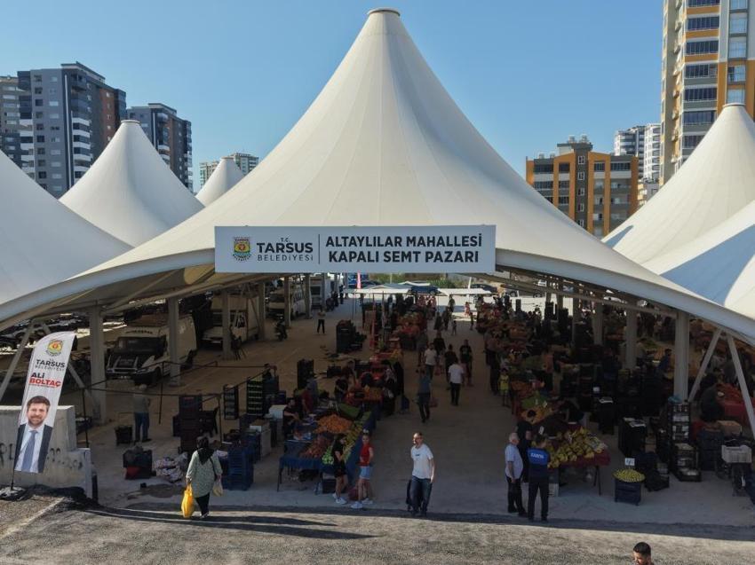 Mersin'de atıl halde duran arazi semt pazarına dönüştü!