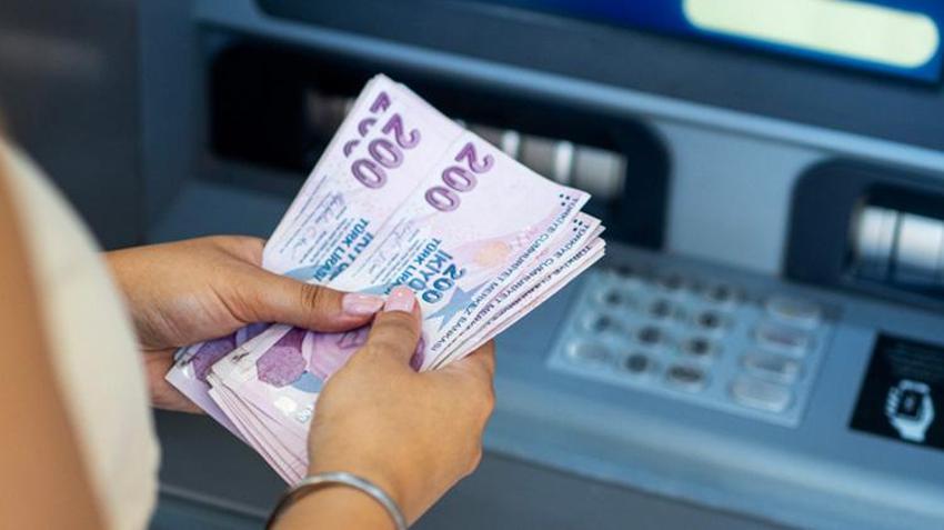 2026-2027 eğitim-öğretim yılında öğretmenlerin hazırlık ödeneği netleşti: İşte rakamlar ve detaylar, 2026-2027 Öğretmen kırtasiye parası ne kadar? Eğitim-öğretime hazırlık ödeneği hesaplara yatıyor mu?