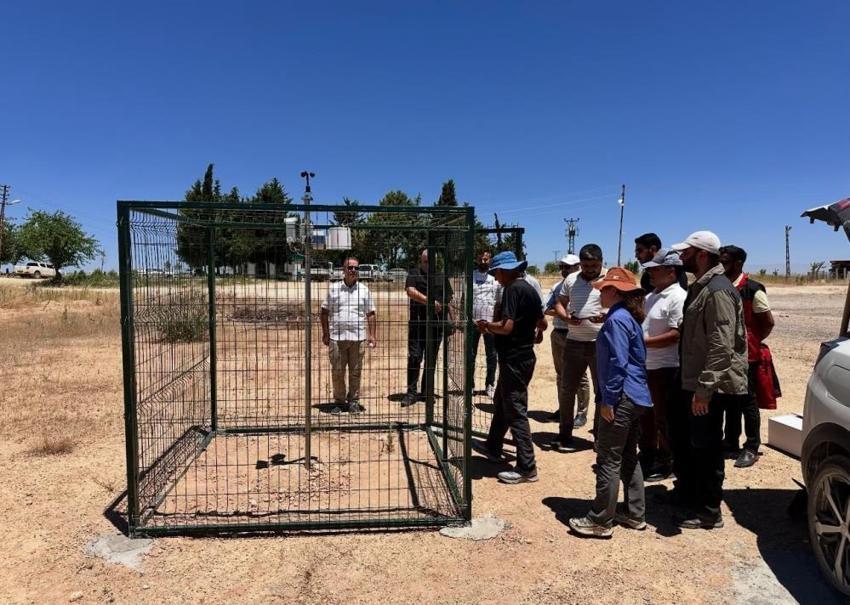 Şanlıurfa'da tarımda su israfını bitirecek dev hamle! 400 bin dekar arazi akıllı istasyona bağlandı: Çiftçiye don ve dolu uyarısı saniyeler içinde gidecek!