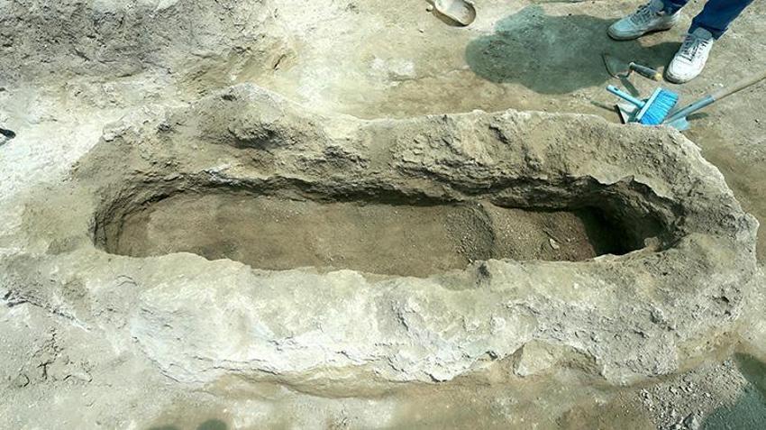 Bin yıllık Selçuklu şehitlerinin mezarı açıldı: Ok ve kılıç izleri tek tek inceleniyor: DNA testleri saniyeler içinde gerçeği ortaya çıkaracak!