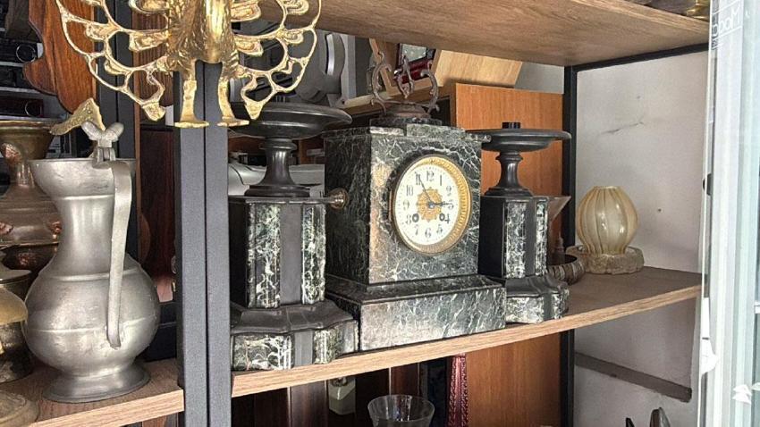 Kayseri'de 10 yıllık hobisini nostalji dükkanına dönüştürdü