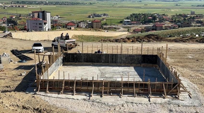 Bölgesinde bir ilk olan modern yapının inşaatına başlandı! Yüksekova'da hastane yükü azalacak, hizmet hızlanacak