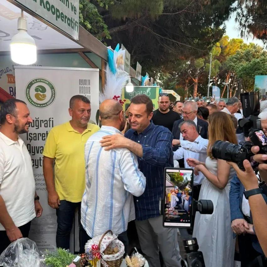 Ayvalık'ın eşsiz yöresel lezzetleri ziyaretçilerle buluştu