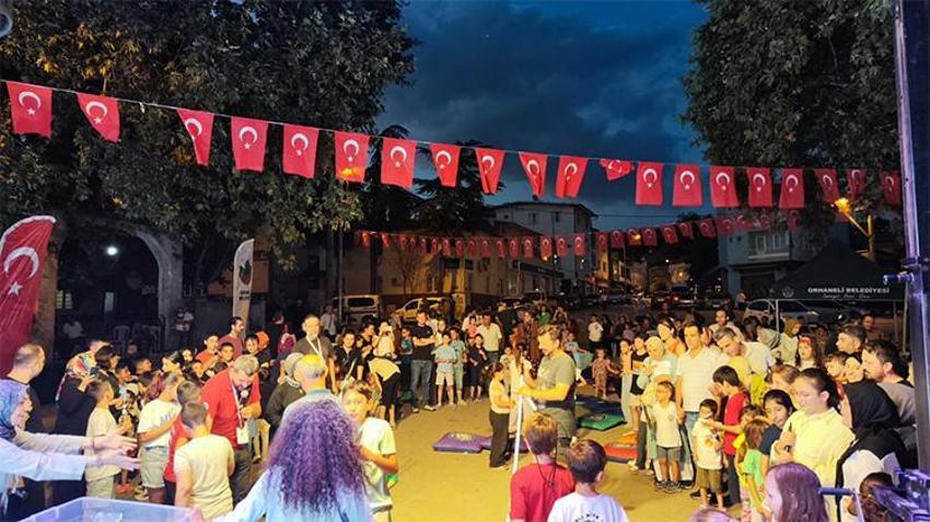 Her yaştan insan akın etti! Bursa'da MobilFest 2026 fırtınası Orhaneli'de başladı