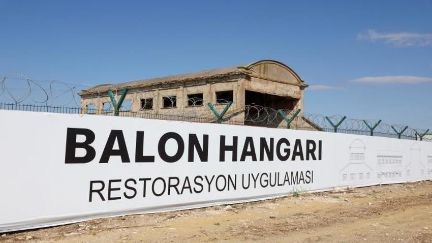Ayçiçek tarlalarının ortasında Osmanlı'nın gökyüzüne açılan kapısı yatıyor