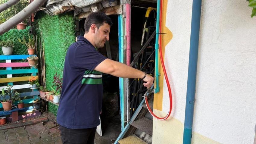 Evinin bahçesine kurduğu sistem sosyal medyayı salladı! Görmek isteyenler oraya akın ediyor