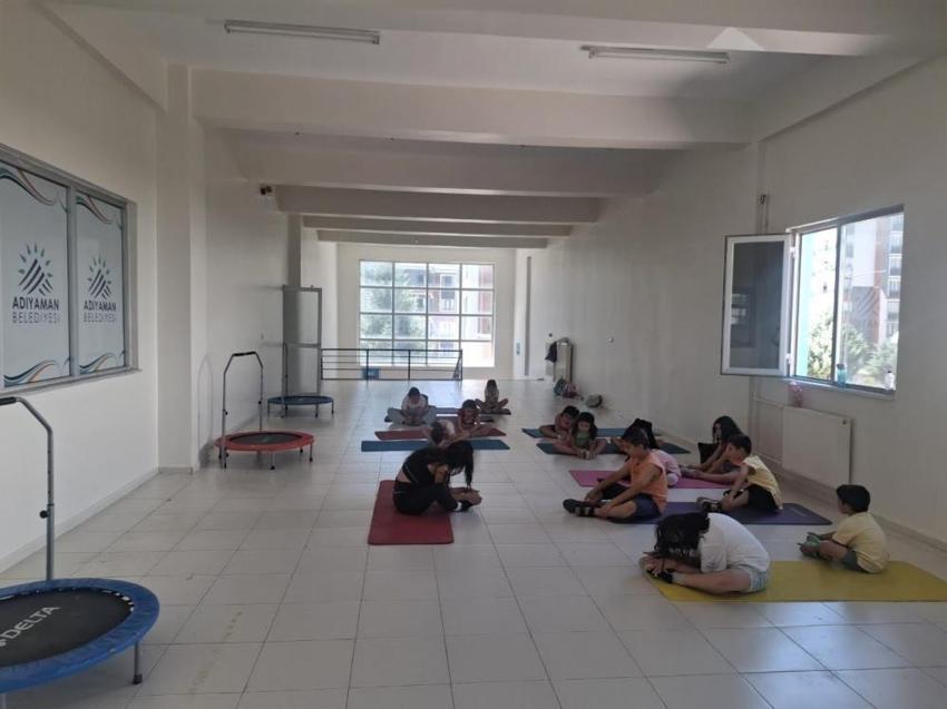 Adıyaman’da yaz spor okullarına rekor ilgi! Yüzme kontenjanları kapandı, çocuk zumba kayıtları sürüyor