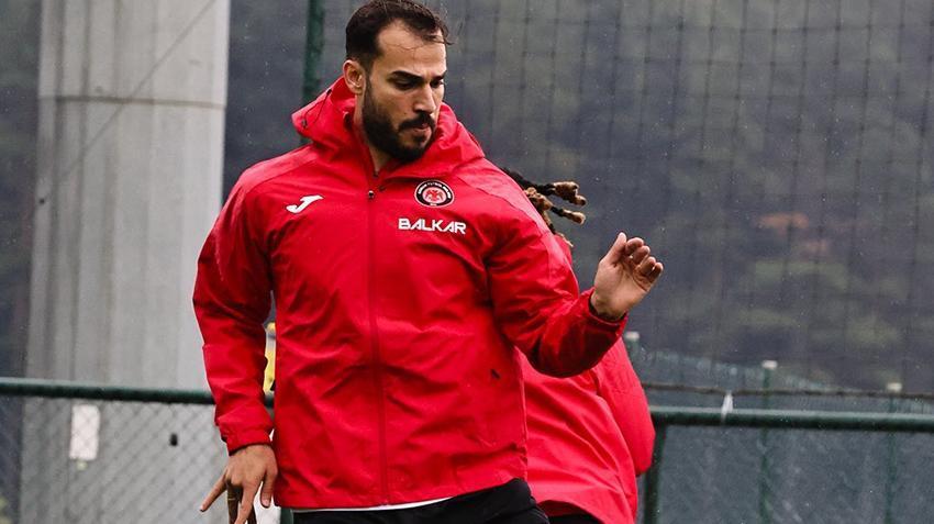 Çorum FK'ya dünya yıldızı golcü! Arsenal, Barcelona, Chelsea sonrası imzaya geliyor