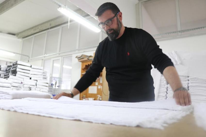 Kutsal toprakların 'beyaz örtüsü' Denizli’den! Buldan, dünyanın en büyük ihram üretim üssü oldu