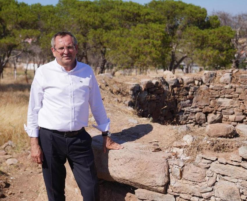 Küçükköy'ün kültürel kimliğini güçlendirecek kapsamlı dönüşüm! Tarihi yel değirmenleri yeniden ayağa kalkıyor