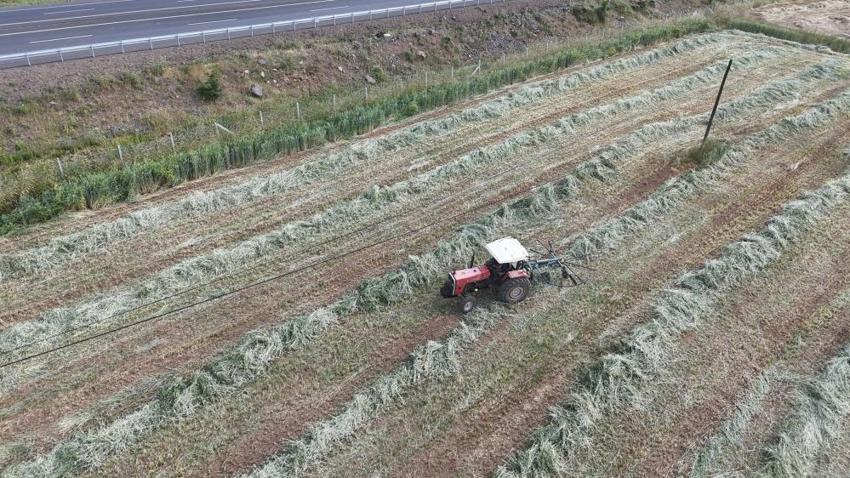 Bingöl’de tarımda çift bereket dönemi! İlk hasat bitti, ikinci mahsul için traktörler sahaya indi