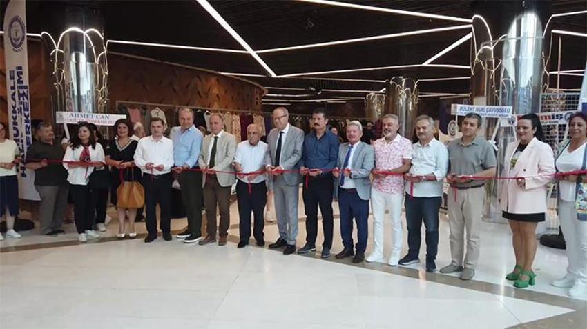 Travertenlerin ışığı podyuma yansıdı: Pamukkale'den ilham alan muhteşem defile