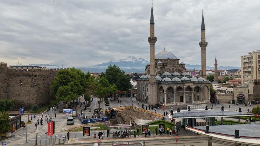 Kayseri'de Cumhuriyet Meydanı için dev proje! Ulaşım baştan değişecek