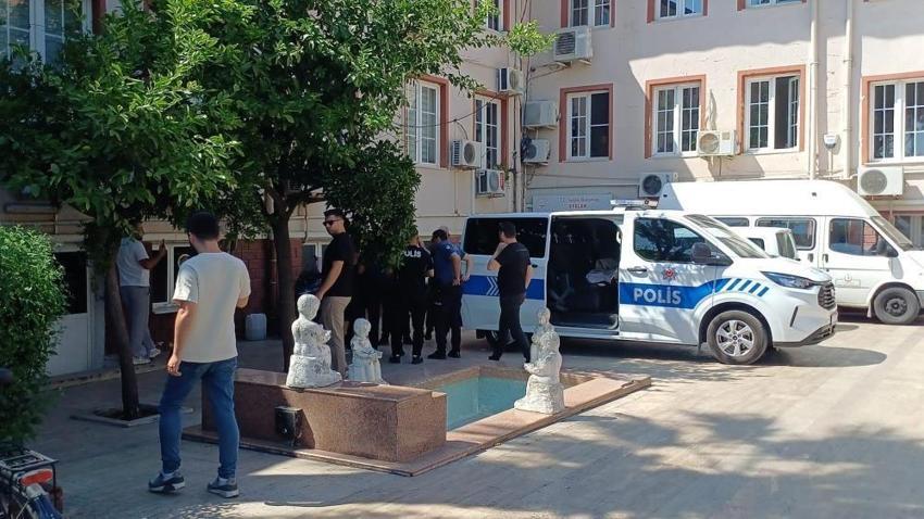 Polise ağzına gelen hakaret ve küfrü etti: Aydın'da kimliğini vermemek için 250 metre kaçabildi