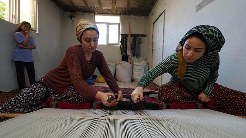 Adıyaman'da her evde saniyeler içine dokunuyor, yurt dışında kapış kapış satılıyor!