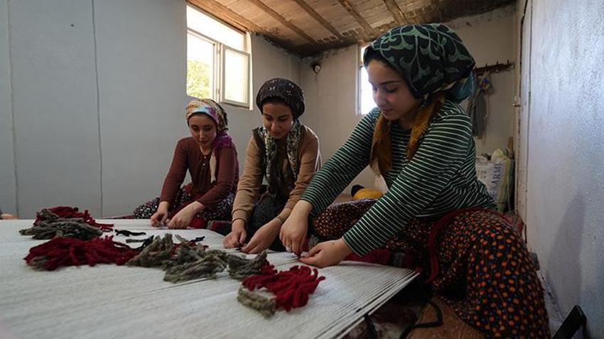 Adıyaman'da her evde saniyeler içine dokunuyor, yurt dışında kapış kapış satılıyor!