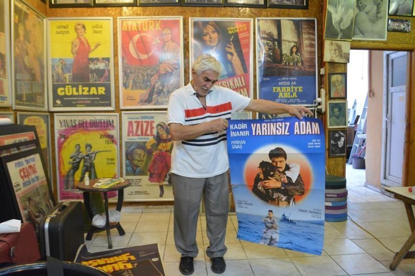 Kadir İnanır anısı filmleriyle Adana ovalarında yaşatılıyor!