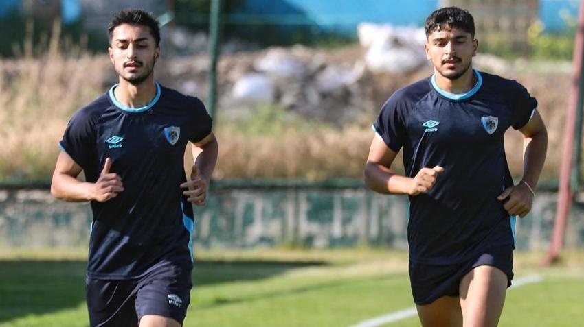 Erzurumspor FK transfere doymuyor! Serkan Özbalta istedi, Ahmet Dal 2 yıldıza imza attırdı