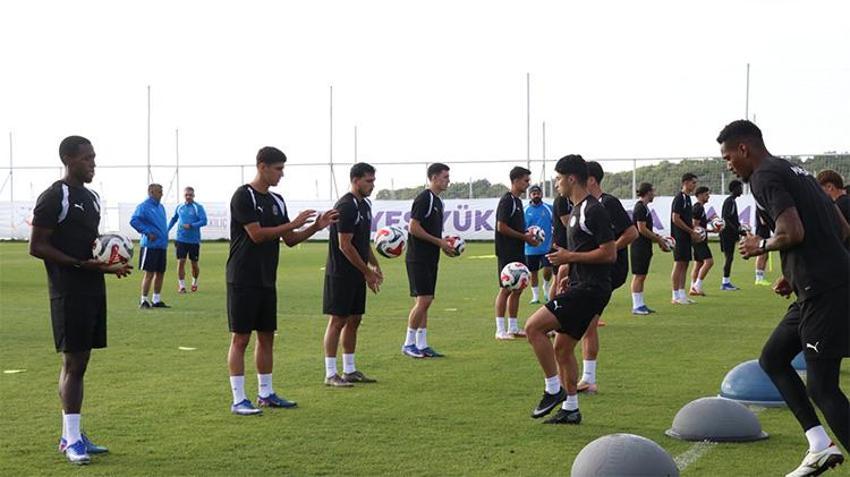 Manisa FK Yeni sezona Erciyes’in zirvesinde hazırlanıyor: 1850 metrede yüksek tempo!