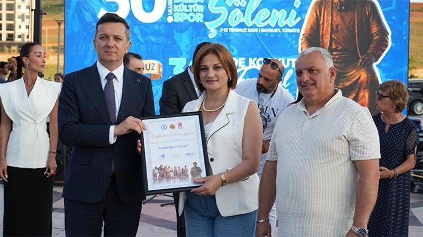 Vatandaşlardan yoğun ilgi: 30. Bayburt Dede Korkut Şölenleri uluslararası gösterilerle renklendi
