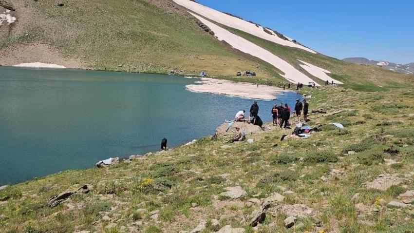 Van'da yeni rota: Çalyan Gölü'ne akın ediyorlar
