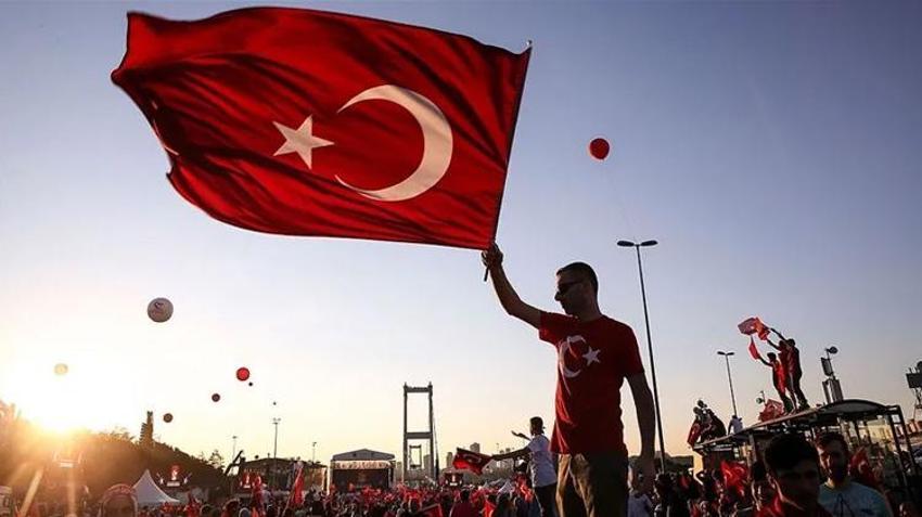 15 TEMMUZ RESMİ TATİL Mİ? 15 Temmuz Günü Kamu Kurumları Açık Mı? 15 Temmuz Çarşamba Hastaneler ve Bankalar Kapalı Mı?