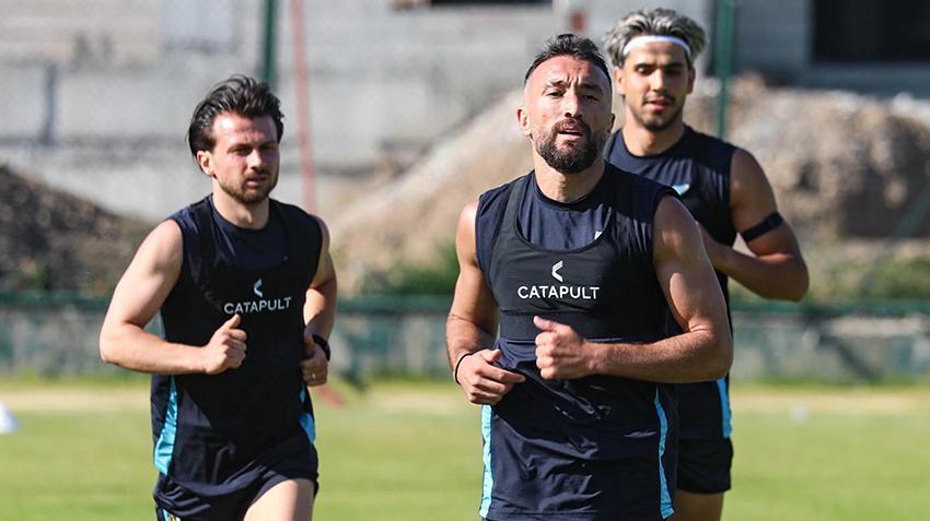 Erzurumspor FK'da Serkan Özbalta tüm takıma talimatı verdi! Süper Lig kararı çıktı