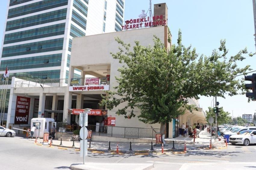 Şanlıurfa'da şehrin göbeğine estetik dokunuş: İmalatı tamamlandı