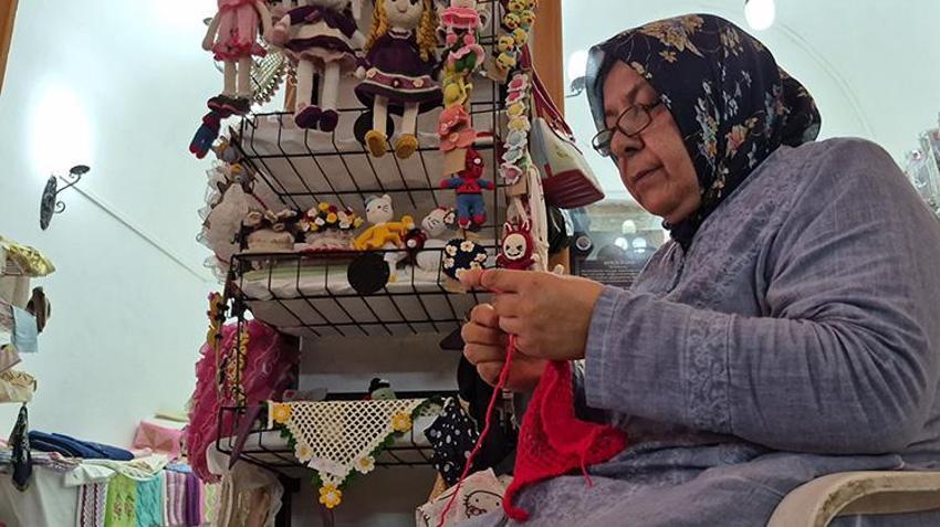 Atıl durumdaki bedesten kadınların üretim üssü oldu: 25 kadının gücüyle yeniden açıldı!