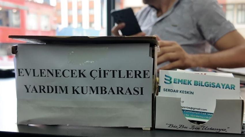 Evlenecek çiftlere Rizeli esnaftan çözüm: Dükkanın en görünen yerine koydu