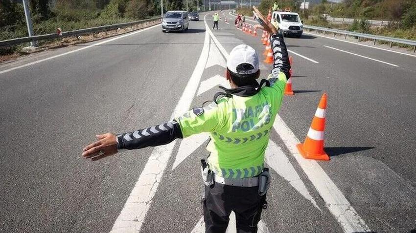 İstanbul Valiliği duyurdu: Yarın Üsküdar ve Beşiktaş'ta bu yollar trafiğe kapatılacak